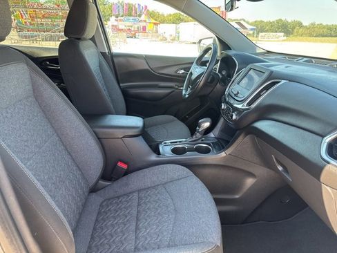 Used 2024 Chevrolet Equinox LT image 15