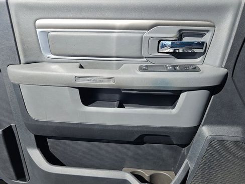 Used 2013 RAM 1500 Express image 9
