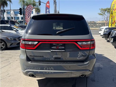Used 2022 Dodge Durango R/T w/ Blacktop Package AWD/4WD image 5