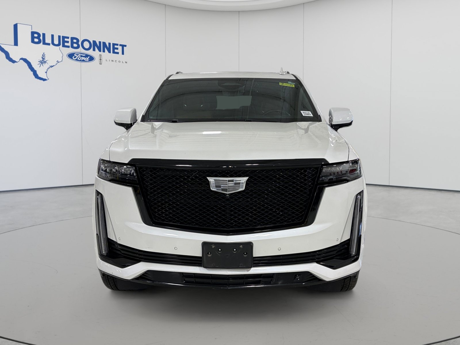 Used 2023 Cadillac Escalade ESV Sport w/ Touring Package AWD/4WD image 2