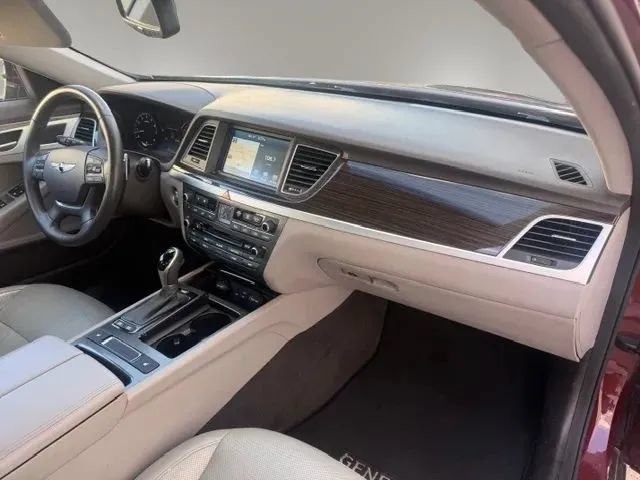 Used 2017 Genesis G80 3.8 RWD image 15