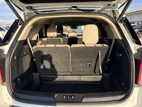 Used 2024 Ford Explorer Limited image 5