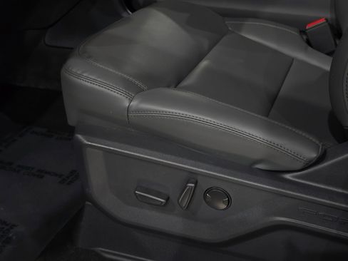 New 2026 Ford Expedition Active image 26