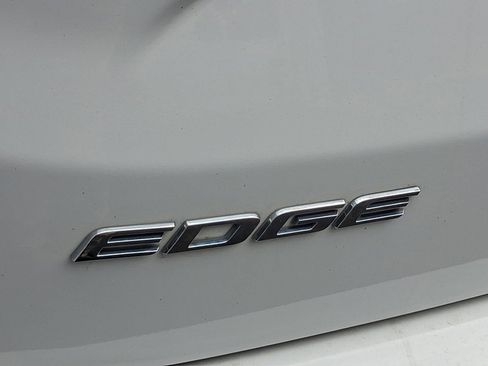 Used 2020 Ford Edge SE AWD/4WD image 23