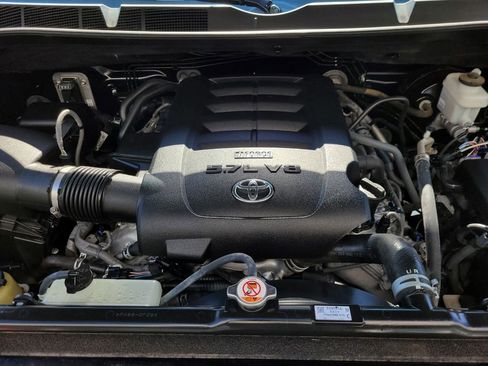 Used 2019 Toyota Tundra Platinum image 10