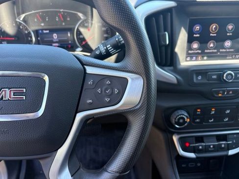 Used 2024 GMC Terrain SLE w/ LPO, Floor Liner Package FWD image 32