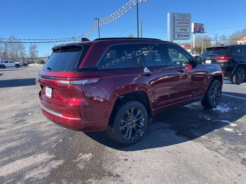 New 2026 Jeep Grand Cherokee Limited image 3