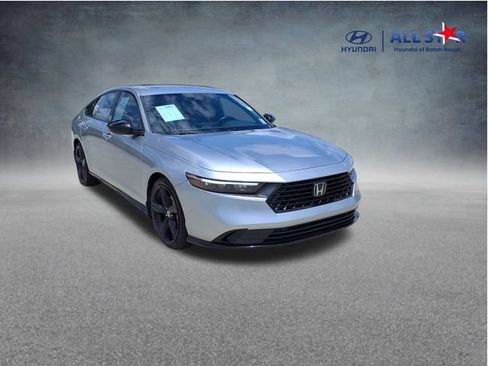 Used 2023 Honda Accord Sport image 1