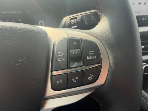 New 2026 Ford Explorer Active w/ Active Comfort Package AWD/4WD image 19