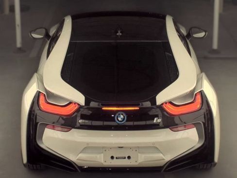 Used 2015 BMW i8 AWD/4WD image 6