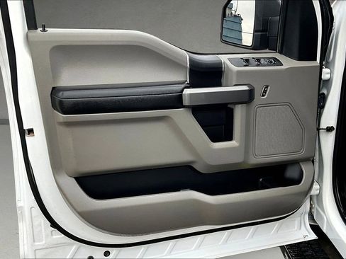 Used 2019 Ford F150 XLT w/ Equipment Group 301A Mid image 25