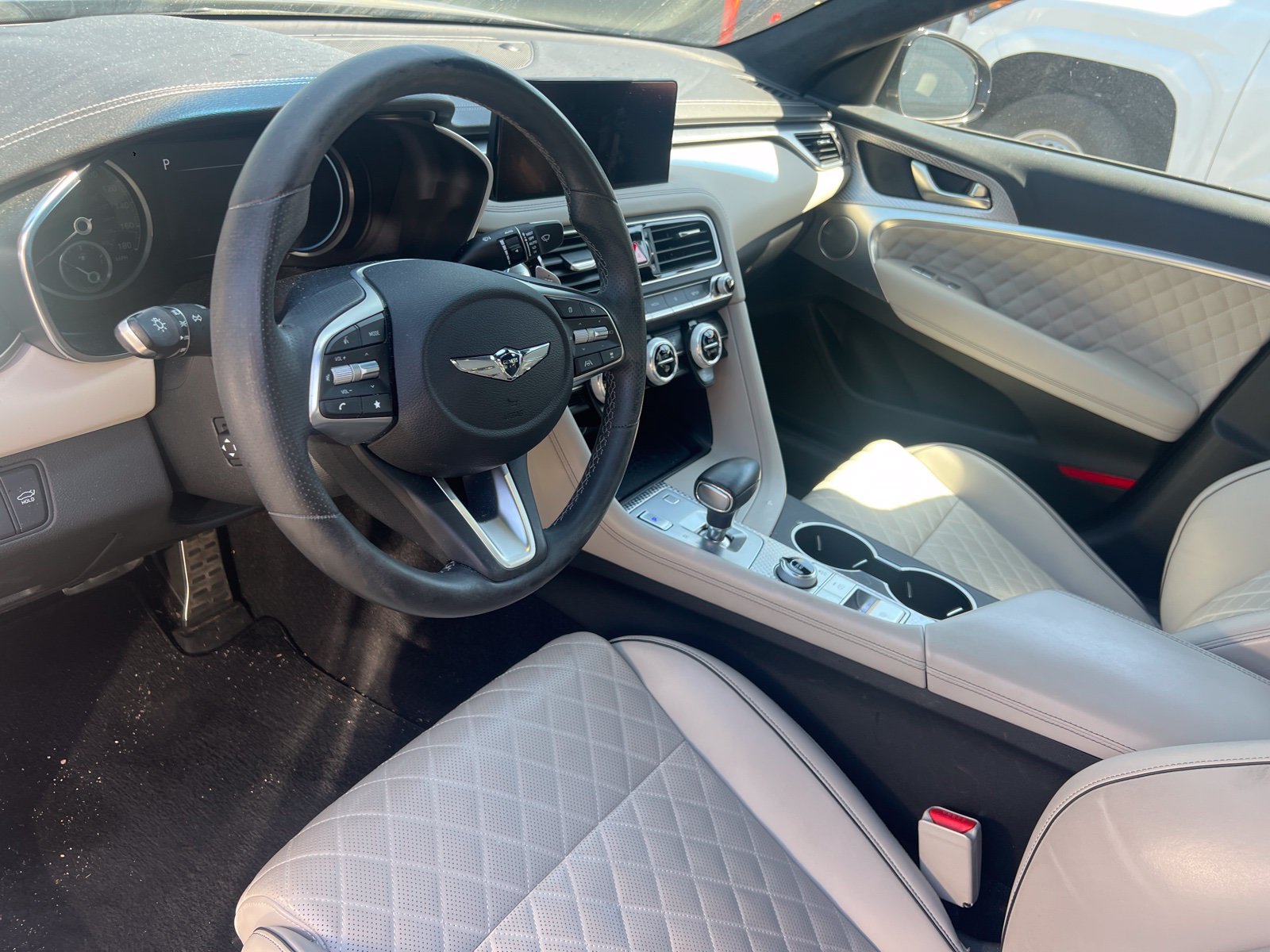 Used 2023 Genesis G70 3.3T w/ Sport Prestige Package RWD image 11