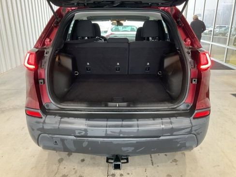 Used 2019 Jeep Cherokee Latitude w/ Popular Appearance Group image 18