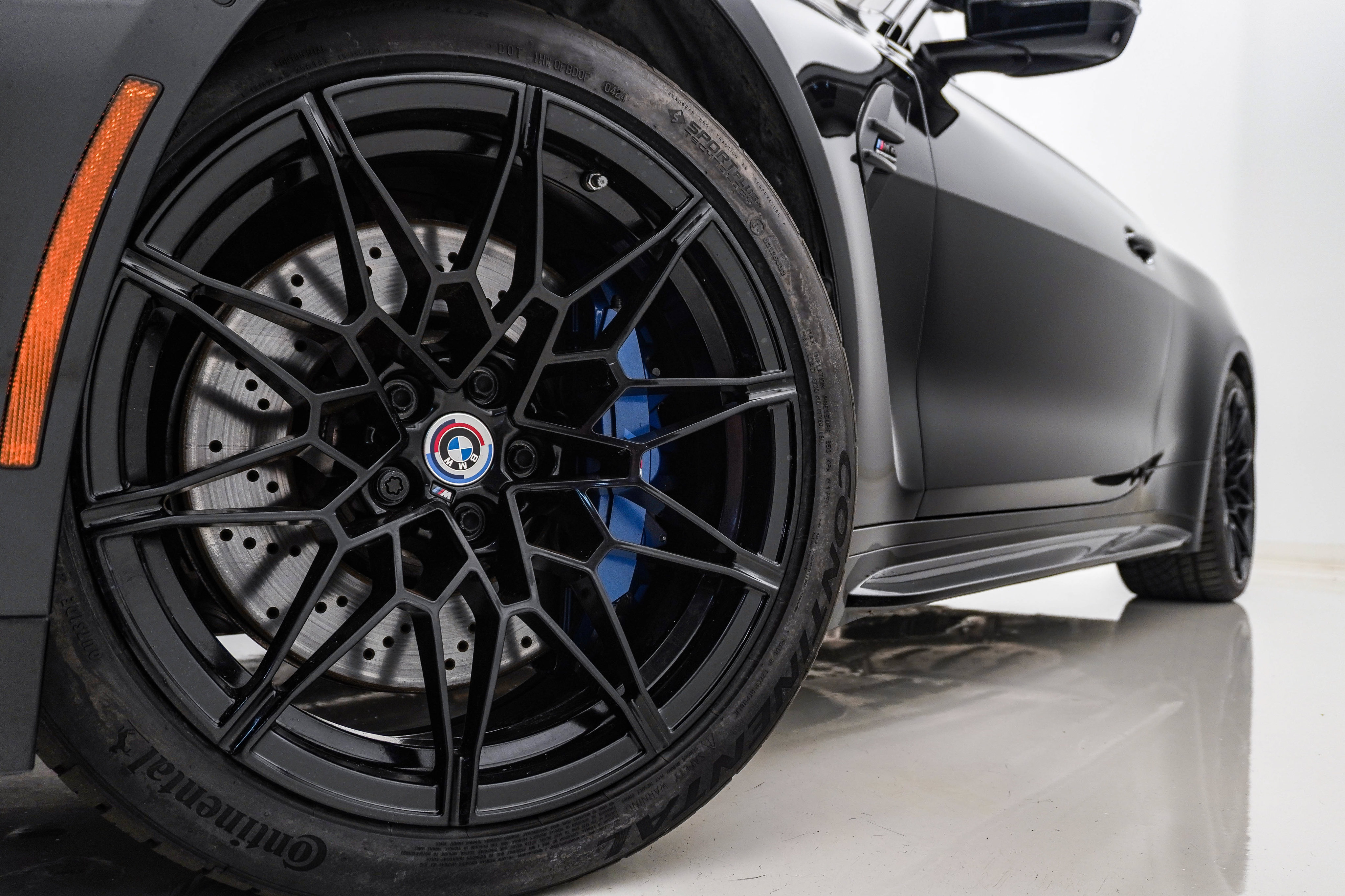 Used 2023 BMW M4 xDrive Competition w/ Parking Assistance Package AWD/4WD image 5