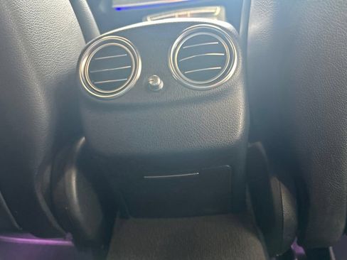 Used 2019 Mercedes-Benz E 300 image 30