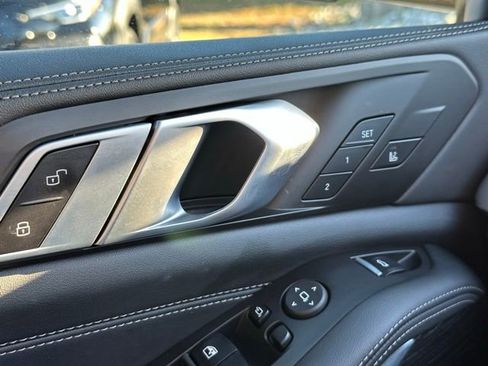 Used 2025 BMW X5 M60i w/ Executive Package image 24