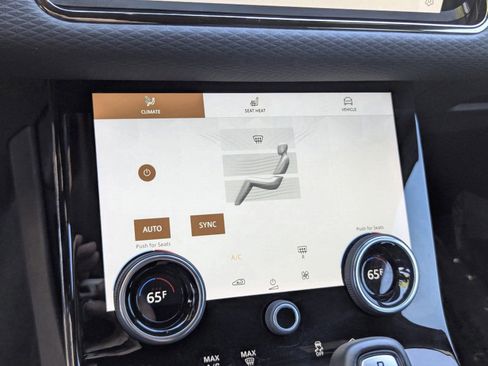 Used 2023 Land Rover Range Rover Evoque R-Dynamic S AWD/4WD image 27