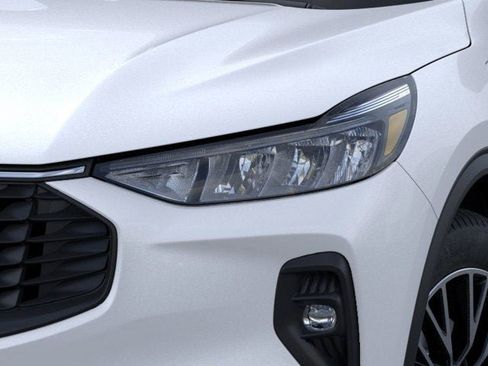 New 2026 Ford Escape SE image 41
