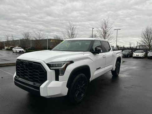 Certified 2025 Toyota Tundra Limited image 7