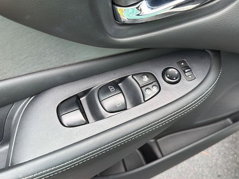Used 2024 Nissan Murano SV FWD image 31