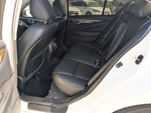 Used 2019 INFINITI Q50 Luxe w/ Essential Package (3.0T Luxe) RWD image 20