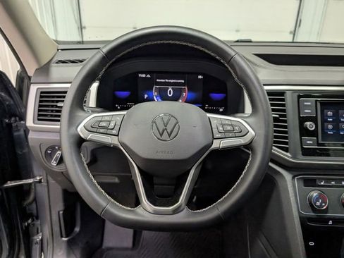 Used 2022 Volkswagen Atlas SE image 16
