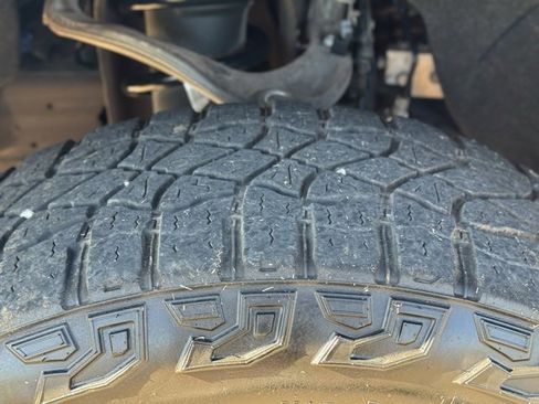 Used 2021 Chevrolet Silverado 1500 Custom Trail Boss image 12