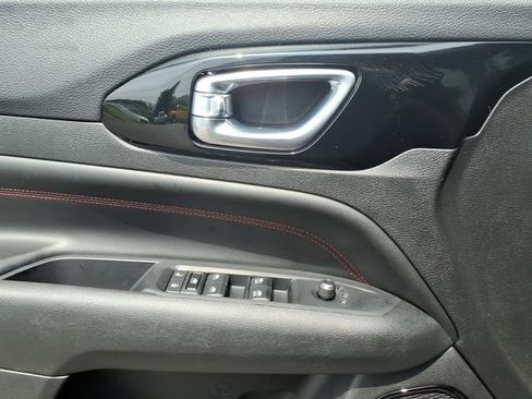 Certified 2022 Jeep Compass Trailhawk AWD/4WD image 25