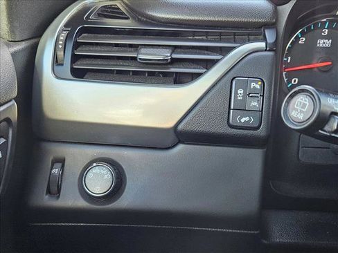 Used 2019 Chevrolet Tahoe LT image 13