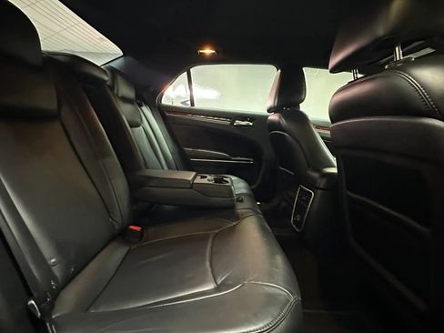 Used 2013 Chrysler 300 RWD image 22