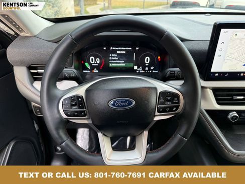 Used 2025 Ford Explorer Active AWD/4WD image 14