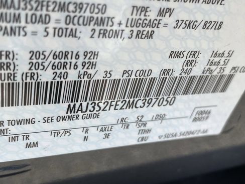 Used 2021 Ford EcoSport S image 32