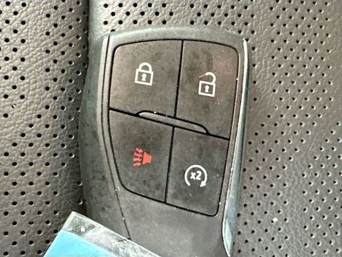 Used 2024 Chevrolet Colorado Z71 w/ Z71 Convenience Package 2 image 27