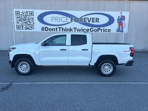 Used 2024 Chevrolet Colorado W/T w/ WT Convenience Package II image 2