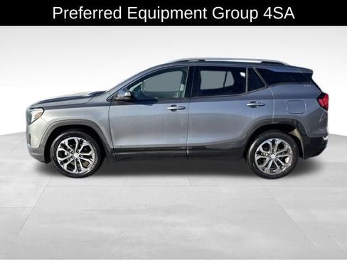 Used 2019 GMC Terrain SLT w/ Preferred Package image 2