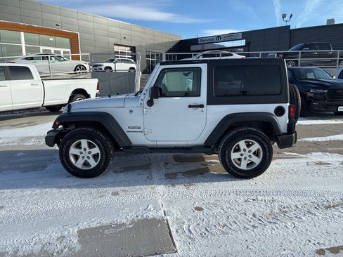 Used 2016 Jeep Wrangler Sport w/ Quick Order Package 24S image 2