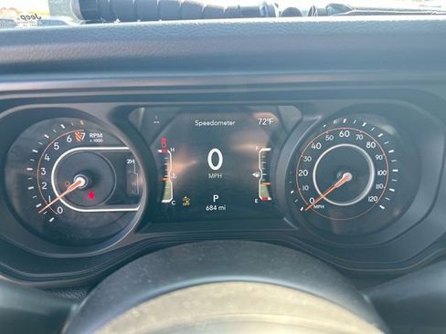 New 2026 Jeep Gladiator Sport AWD/4WD image 17