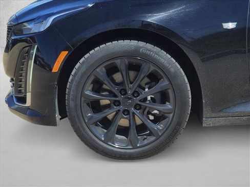 Used 2023 Cadillac CT5 Luxury image 9