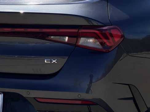 Used 2021 Kia K5 EX w/ EX Premium Package FWD image 10