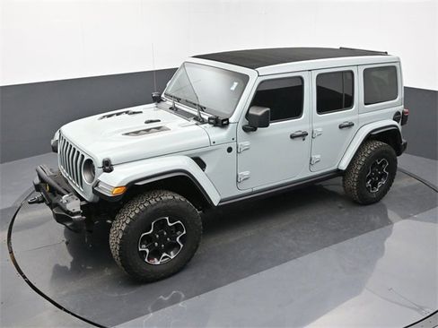 Used 2023 Jeep Wrangler Unlimited Rubicon w/ LED Lighting Group image 15