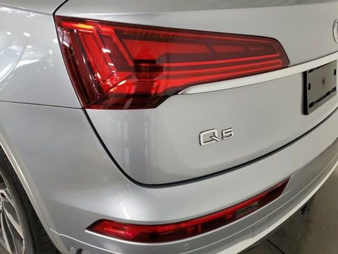 Used 2023 Audi Q5 2.0T Premium w/ Convenience Package image 31