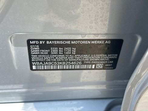 Used 2019 BMW 530e w/ Premium Package RWD image 44