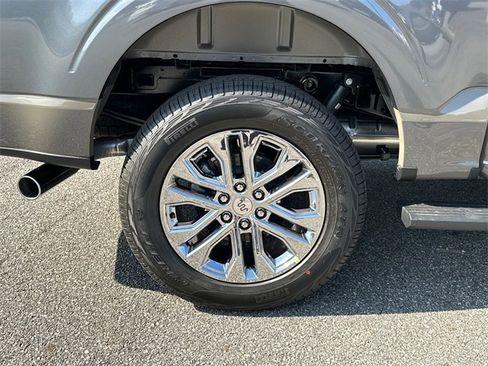 Used 2025 Ford F150 King Ranch w/ FX4 Off-Road Package image 17