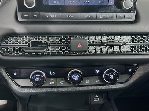 Used 2025 Honda HR-V Sport image 23