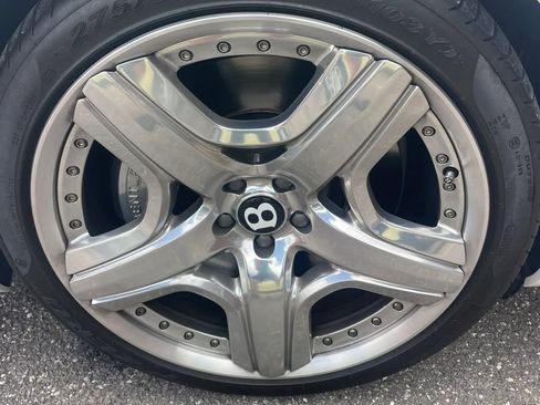 Used 2014 Bentley Flying Spur W12 image 3