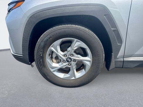 Used 2024 Hyundai Tucson SE FWD image 11