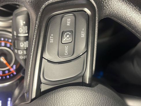 Used 2022 Jeep Wrangler Unlimited Sport AWD/4WD image 98
