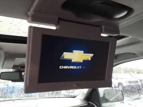 Used 2019 Chevrolet Suburban Premier image 19