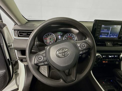 Certified 2022 Toyota RAV4 XLE image 8