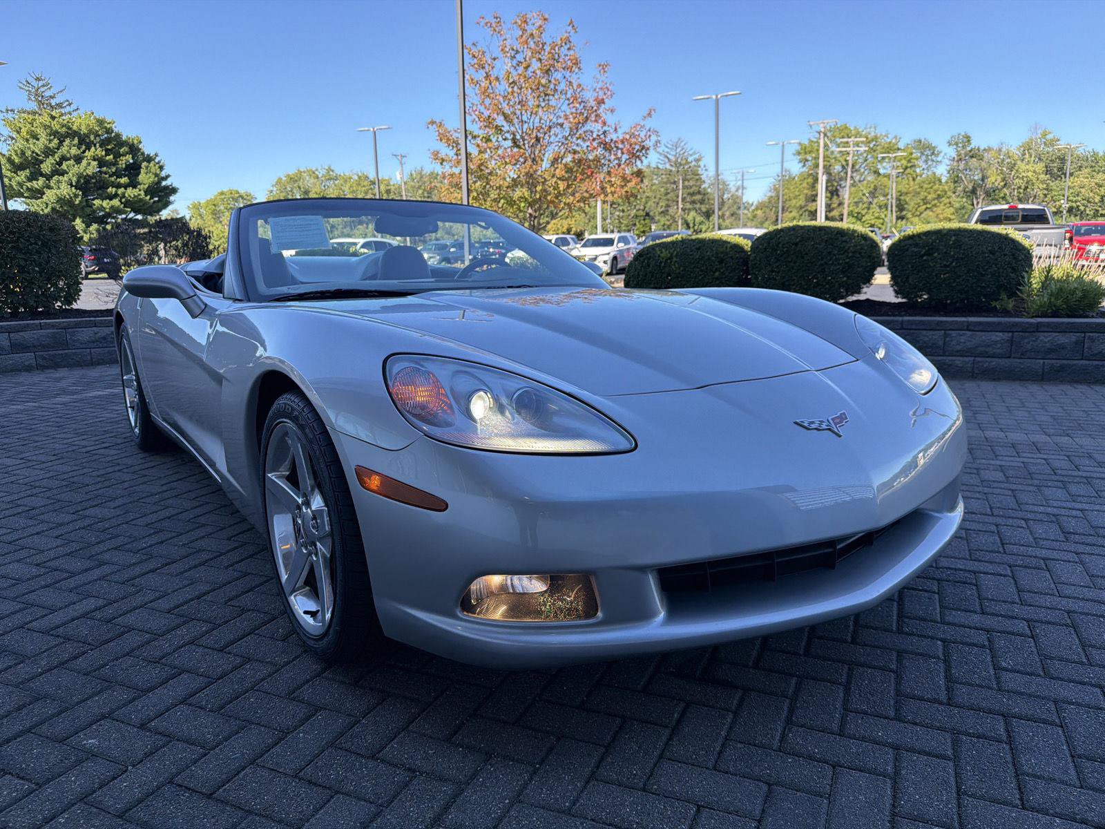 Used 2006 Chevrolet Corvette Convertible w/ Preferred Equipment Group RWD image 7